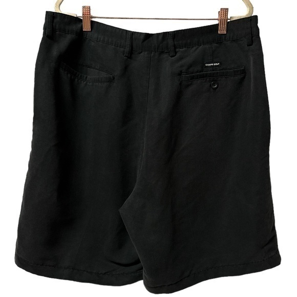 Mens CHAPS Golf Shorts Pleated Front black Size 38 Casual 61% rayon 39% poly - Picture 2 of 10